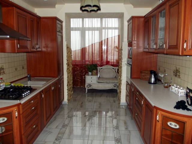 VIP-квартира в елитном доме в центре Трускавца(700 м. до бювету)