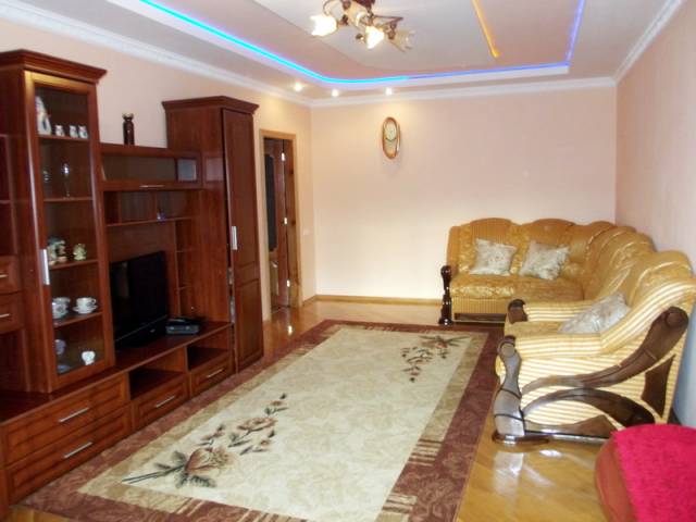 Елитная двухкомнатная,700м.от бювета