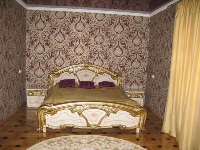 Сдам в Трускавце квартиру рядом центр Козявкина и сан. Карпаты