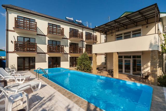 Villa "White Pearl"